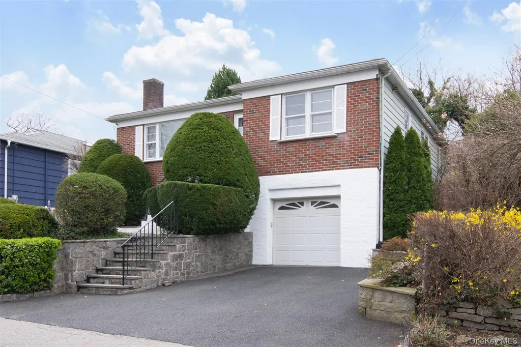 34 Deshon Avenue Bronxville NY 10708