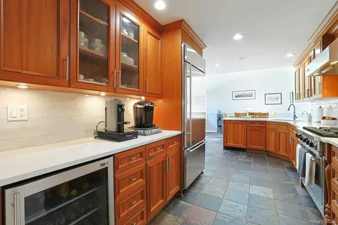 20 Robbins Road Pleasantville NY 10570
