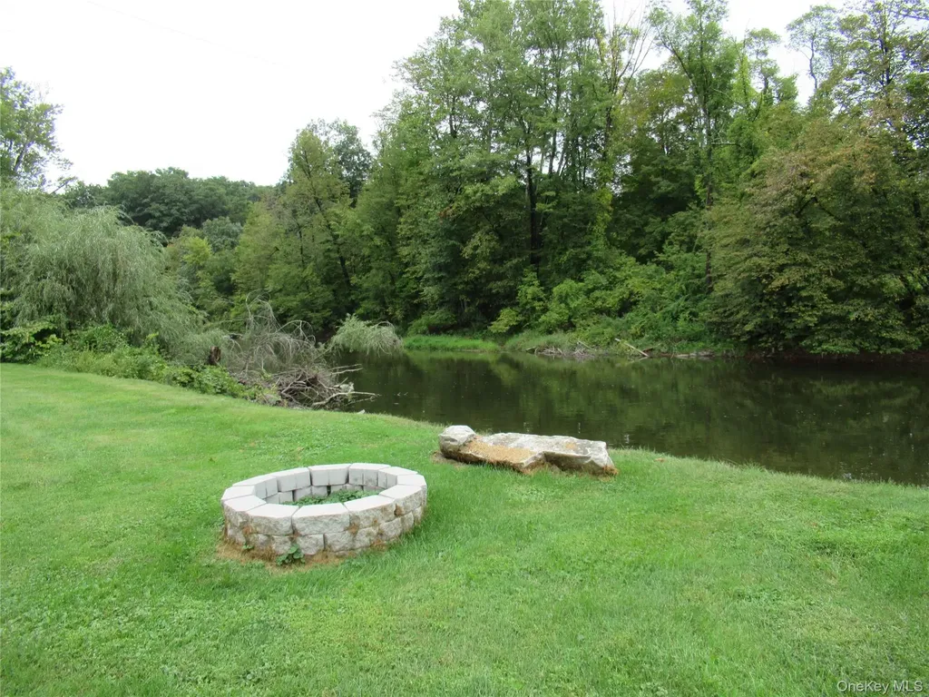 360 Old State Route 22 Dover Plains NY 12522
