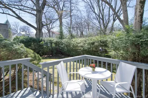 22 Burkewood Road Mount Vernon NY 10552