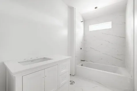 79 Penn Road Scarsdale NY 10583