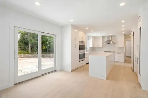 79 Penn Road Scarsdale NY 10583