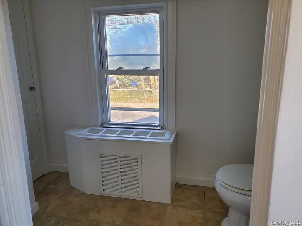 40 Amity Street Patchogue NY 11772