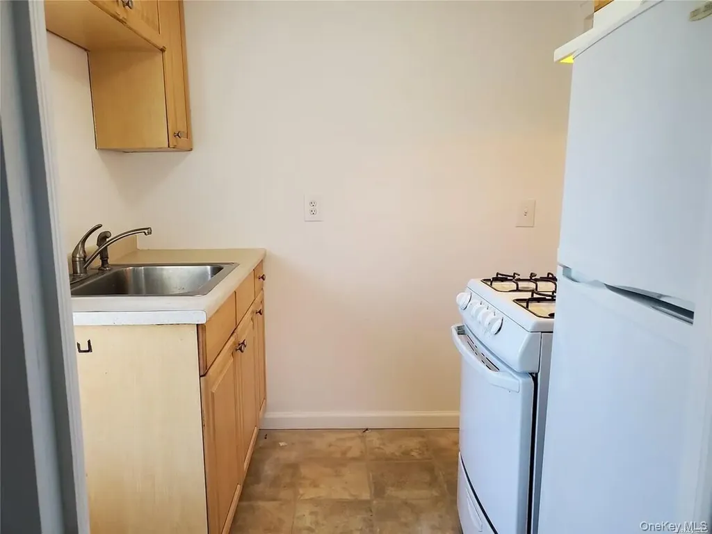 40 Amity Street Patchogue NY 11772