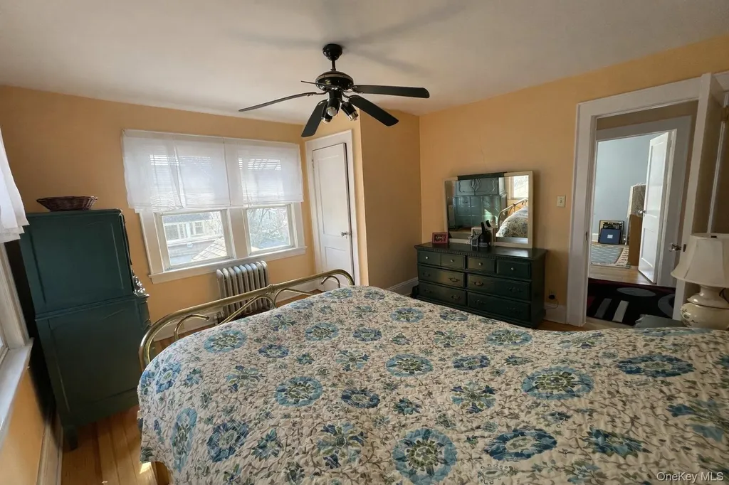 60 Lloyd Avenue Lynbrook NY 11563