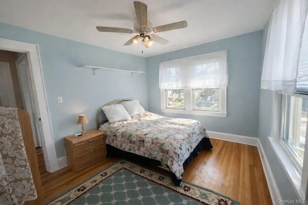 60 Lloyd Avenue Lynbrook NY 11563