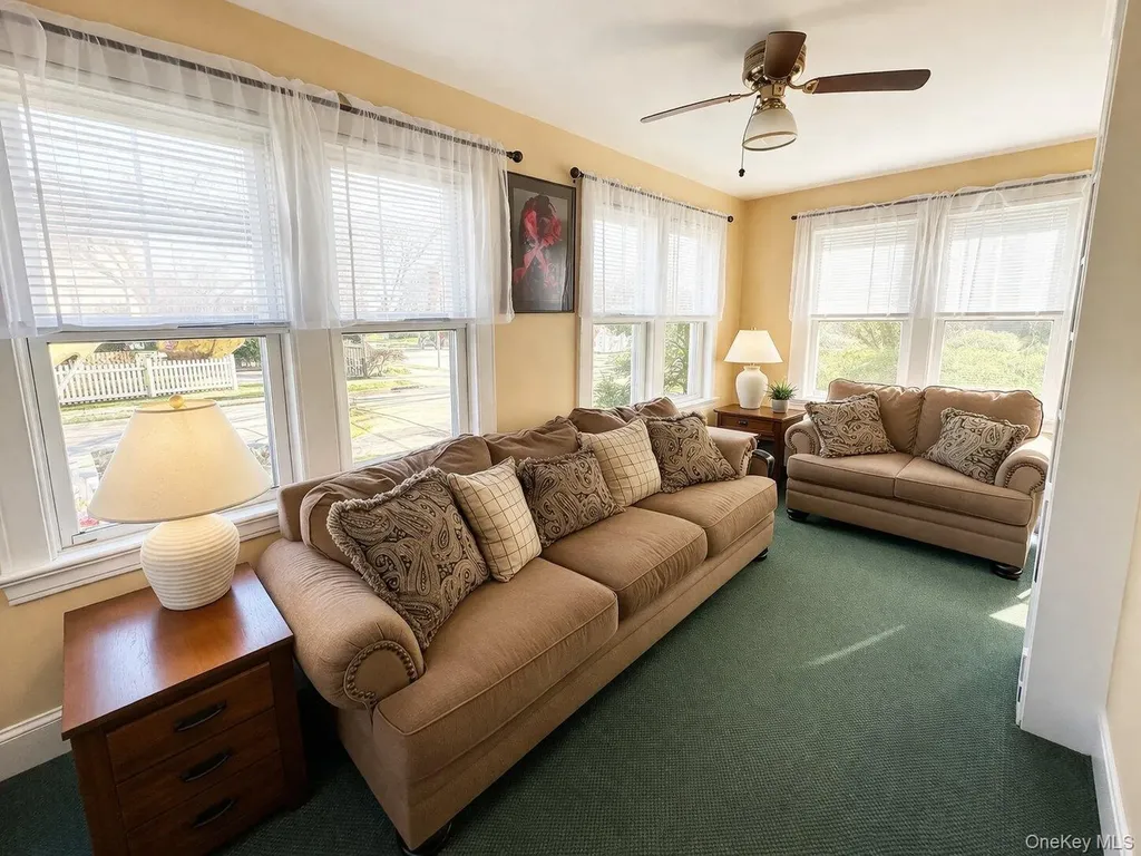 60 Lloyd Avenue Lynbrook NY 11563