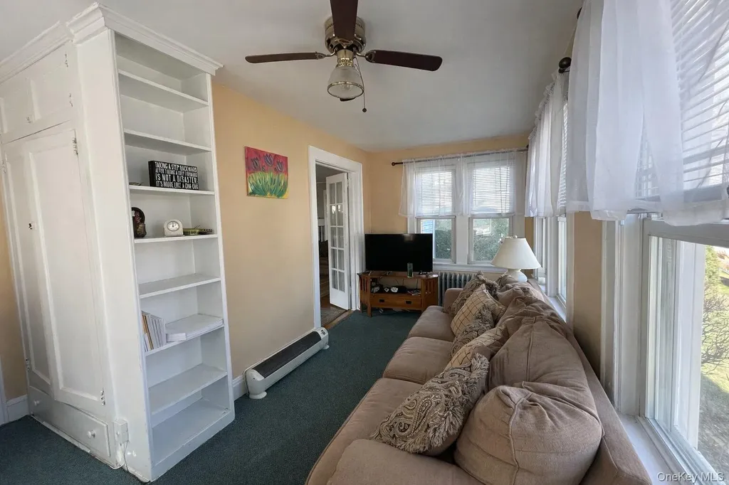 60 Lloyd Avenue Lynbrook NY 11563
