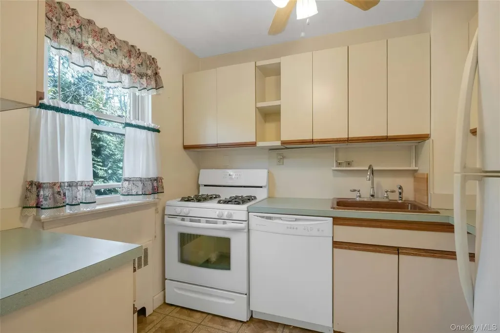 53 Broadway Pleasantville NY 10570