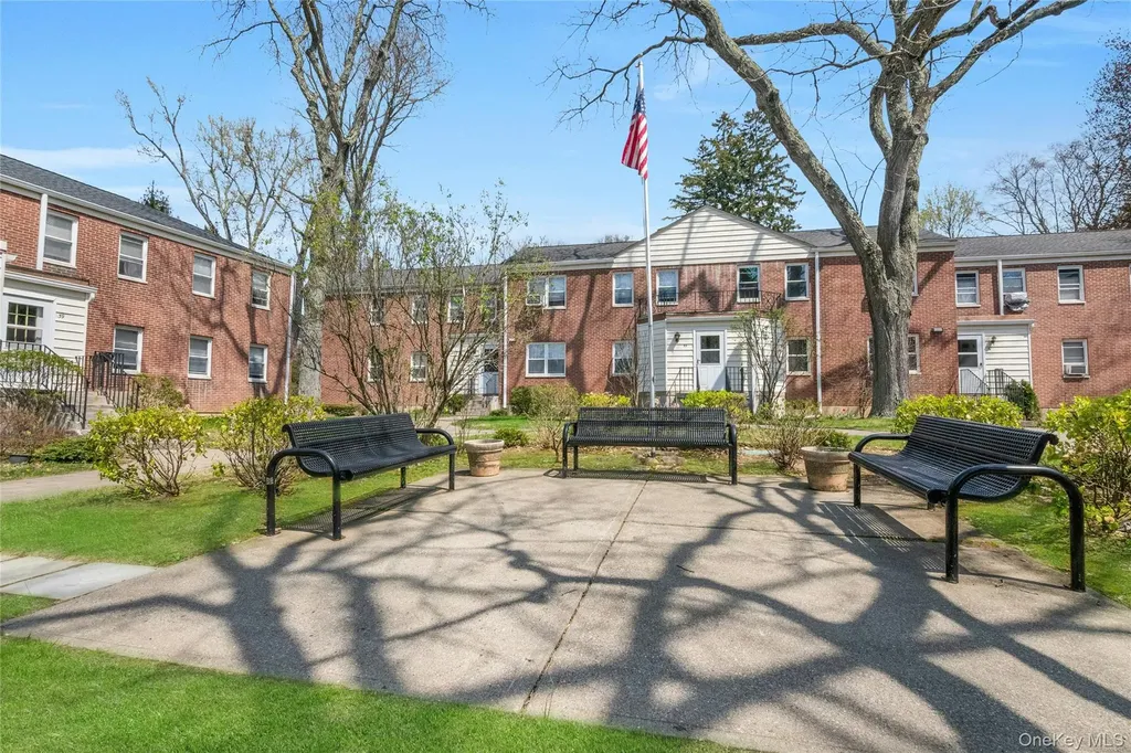 53 Broadway Pleasantville NY 10570