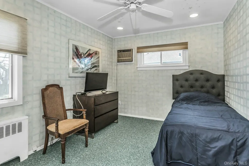 59 Jamaica Avenue Plainview NY 11803