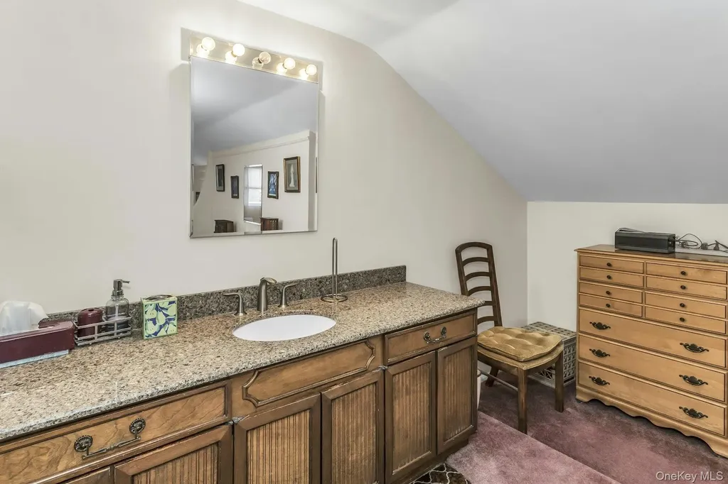 59 Jamaica Avenue Plainview NY 11803