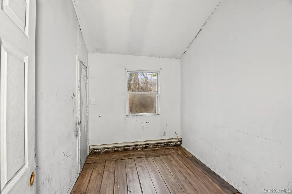 85 Norfleet Lane Coram NY 11727