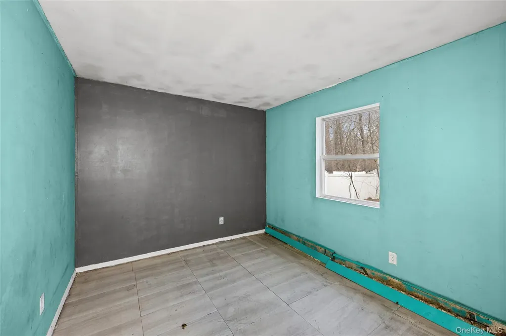 85 Norfleet Lane Coram NY 11727