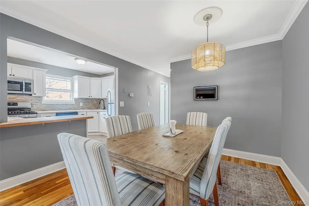 118 Fairharbor Drive Patchogue NY 11772