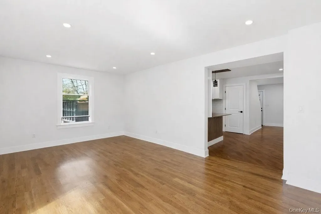 80 Swezey Street Patchogue NY 11772