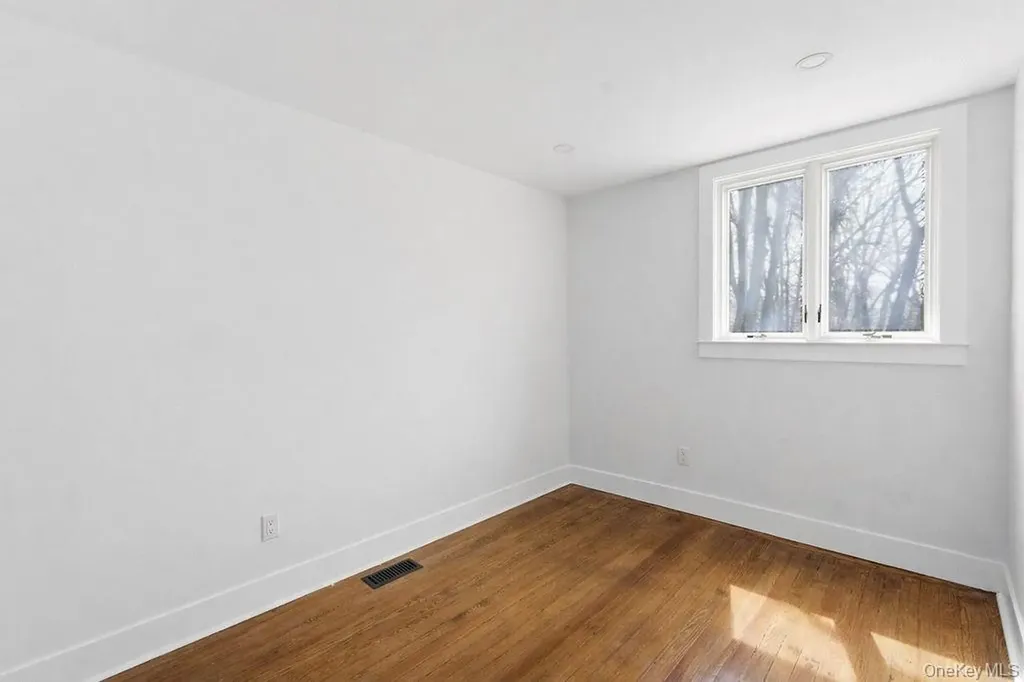 80 Swezey Street Patchogue NY 11772