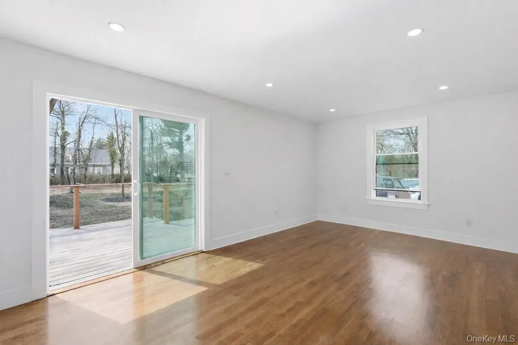 80 Swezey Street Patchogue NY 11772