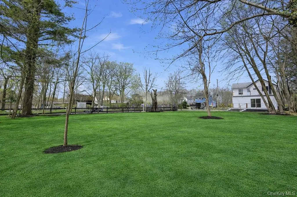 80 Swezey Street Patchogue NY 11772