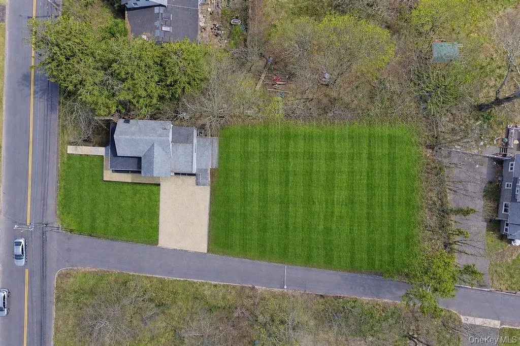 80 Swezey Street Patchogue NY 11772
