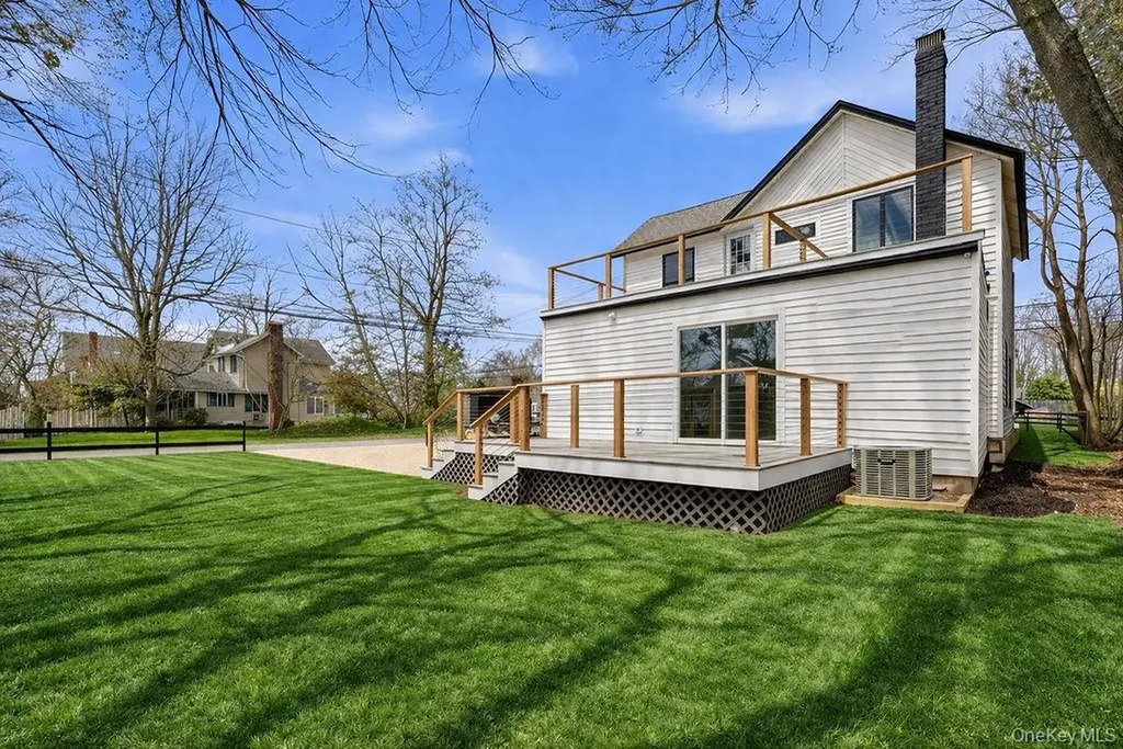 80 Swezey Street Patchogue NY 11772