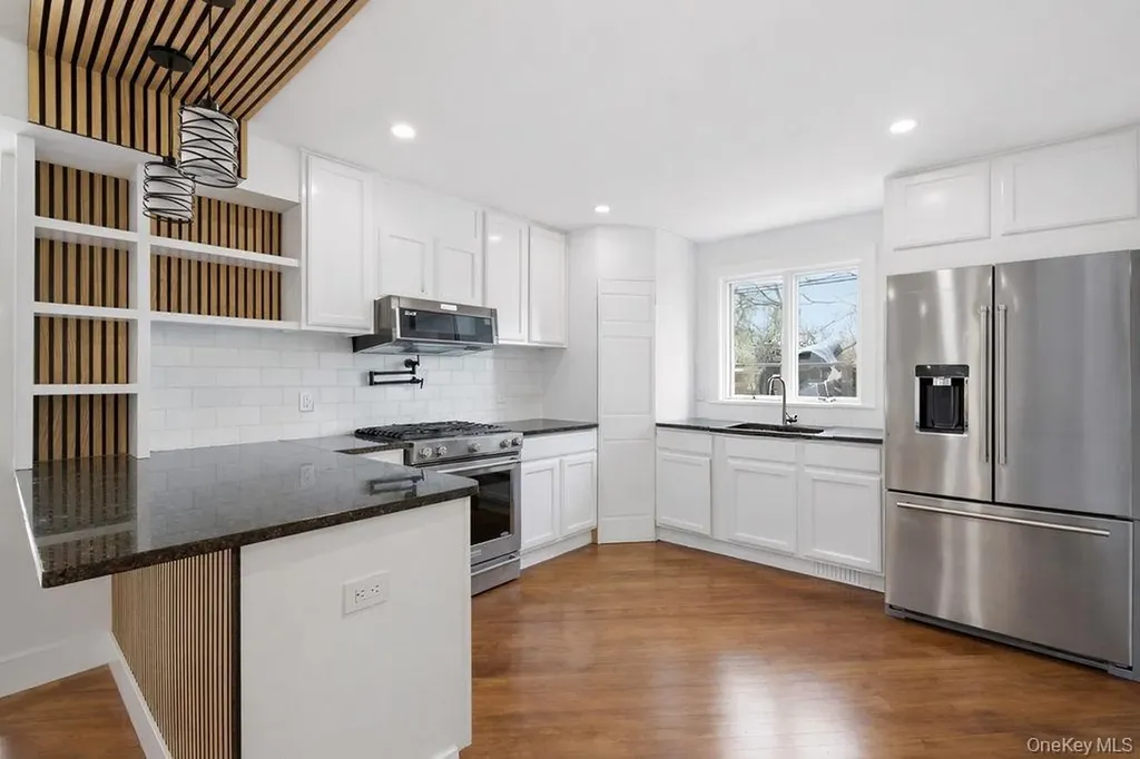 80 Swezey Street Patchogue NY 11772