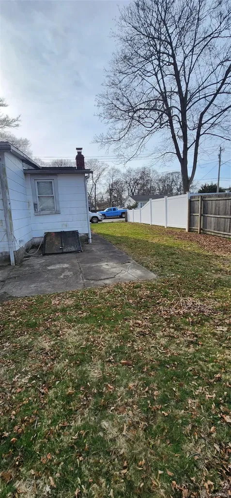 51 Hackensack Road Mastic Beach NY 11951
