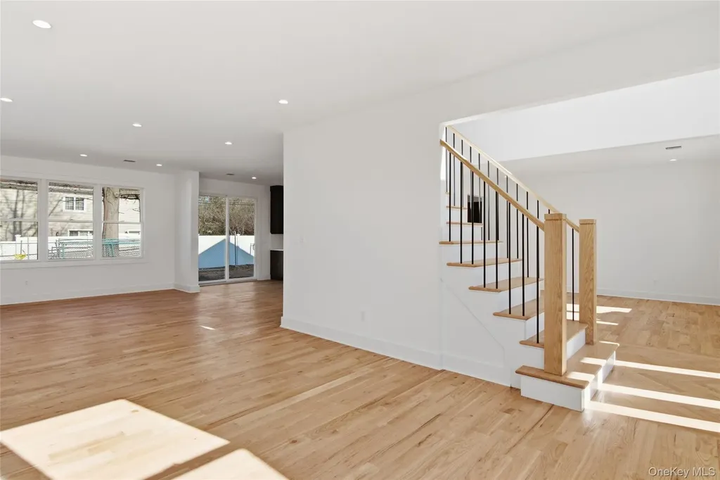 16 Otsego Place Jericho NY 11753