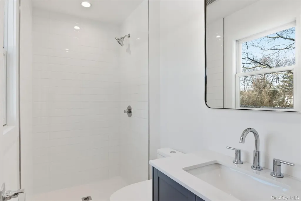 16 Otsego Place Jericho NY 11753