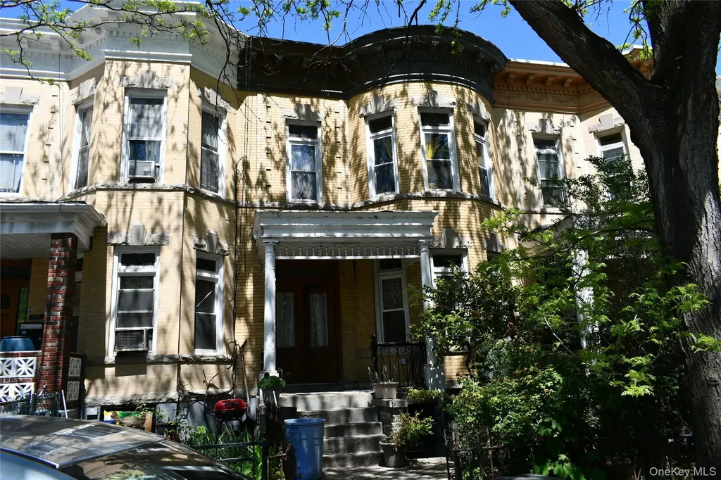 277 Maple Street Brooklyn NY 11225
