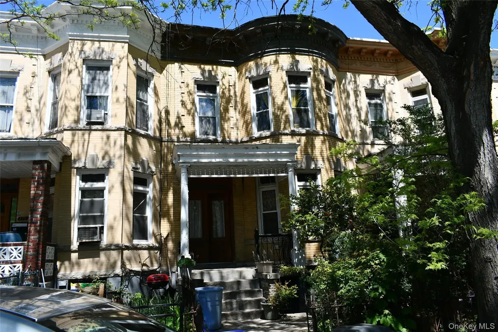 277 Maple Street Brooklyn NY 11225
