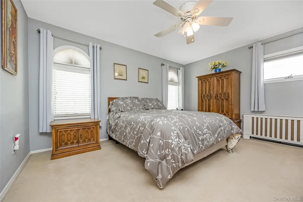 130 West Drive Massapequa NY 11758
