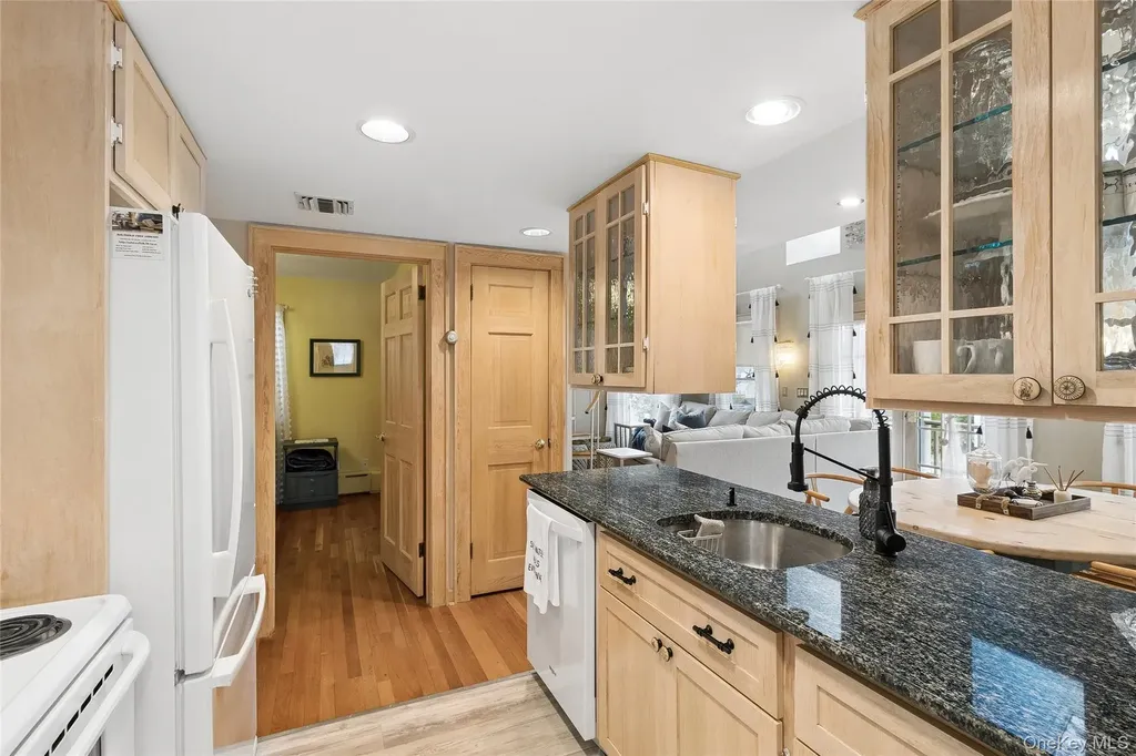 1050 Pine Avenue Southold NY 11971