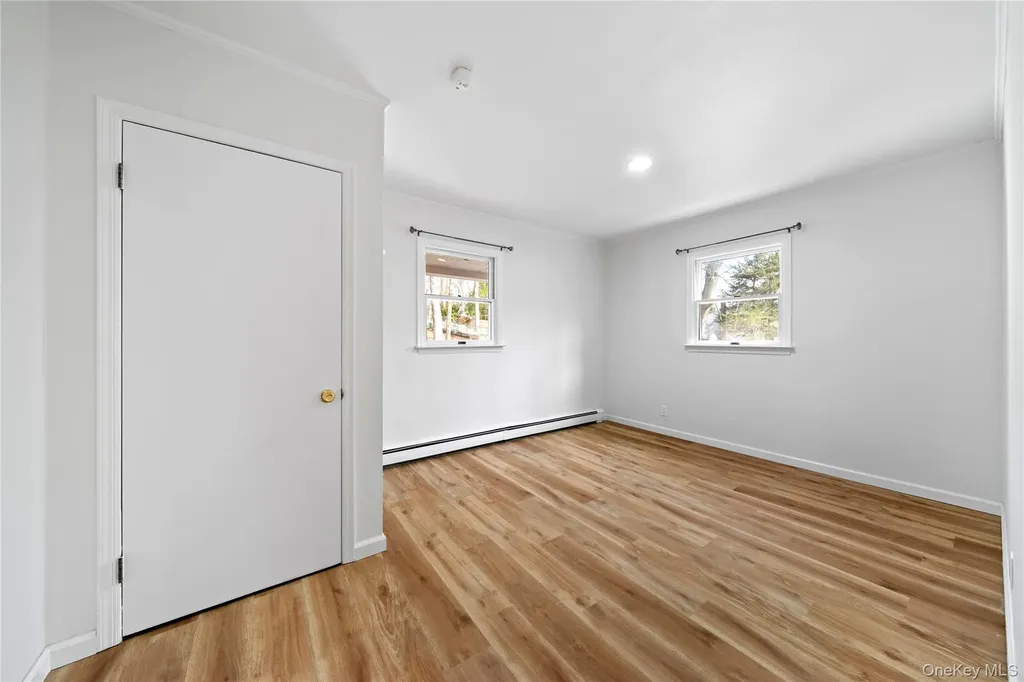 653 Meadow Road Smithtown NY 11787
