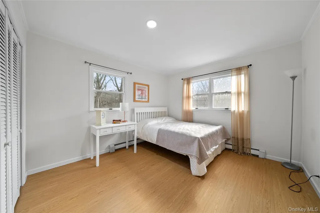 653 Meadow Road Smithtown NY 11787