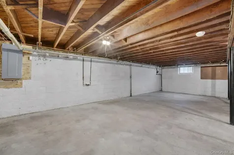 173 Hunter Avenue Yonkers NY 10704