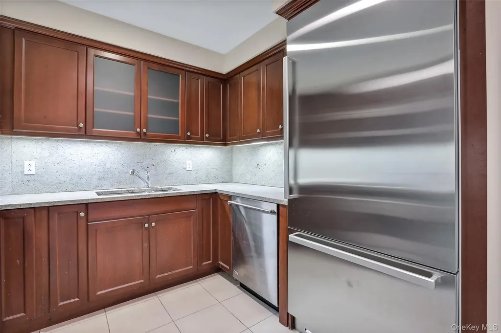 10 City Place White Plains NY 10601