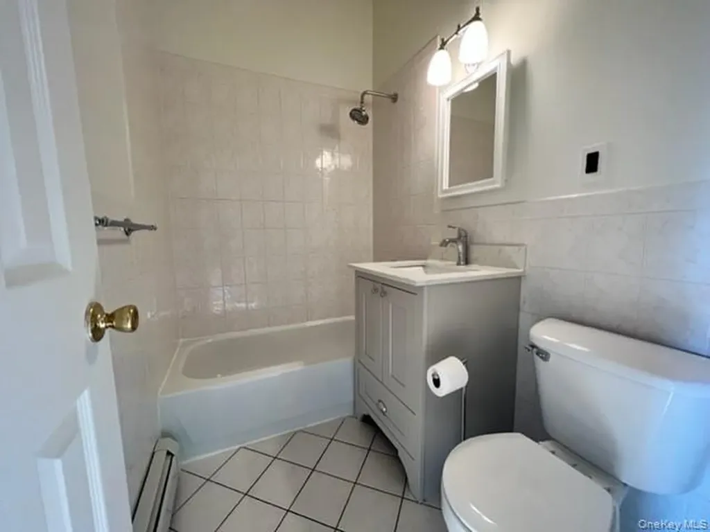1307 Balcom Avenue Bronx NY 10461