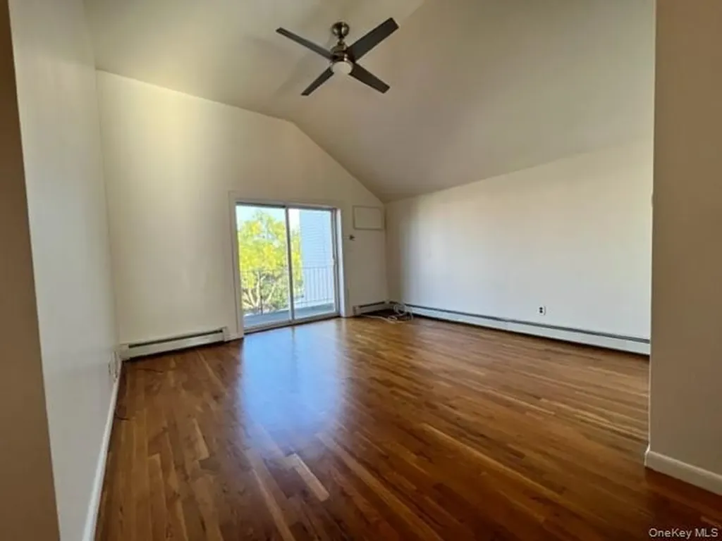1307 Balcom Avenue Bronx NY 10461