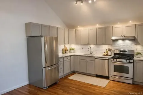 1307 Balcom Avenue Bronx NY 10461
