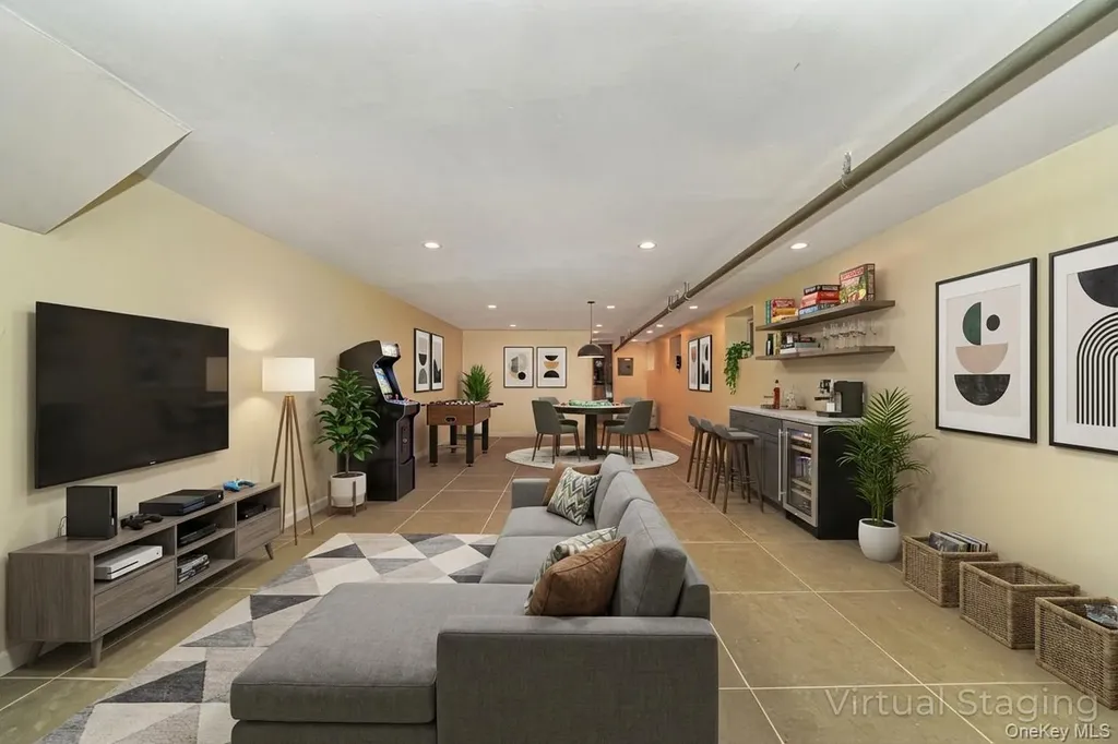 846 E 48th Street Brooklyn NY 11203