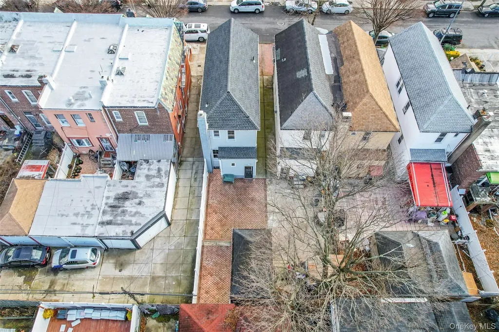 846 E 48th Street Brooklyn NY 11203