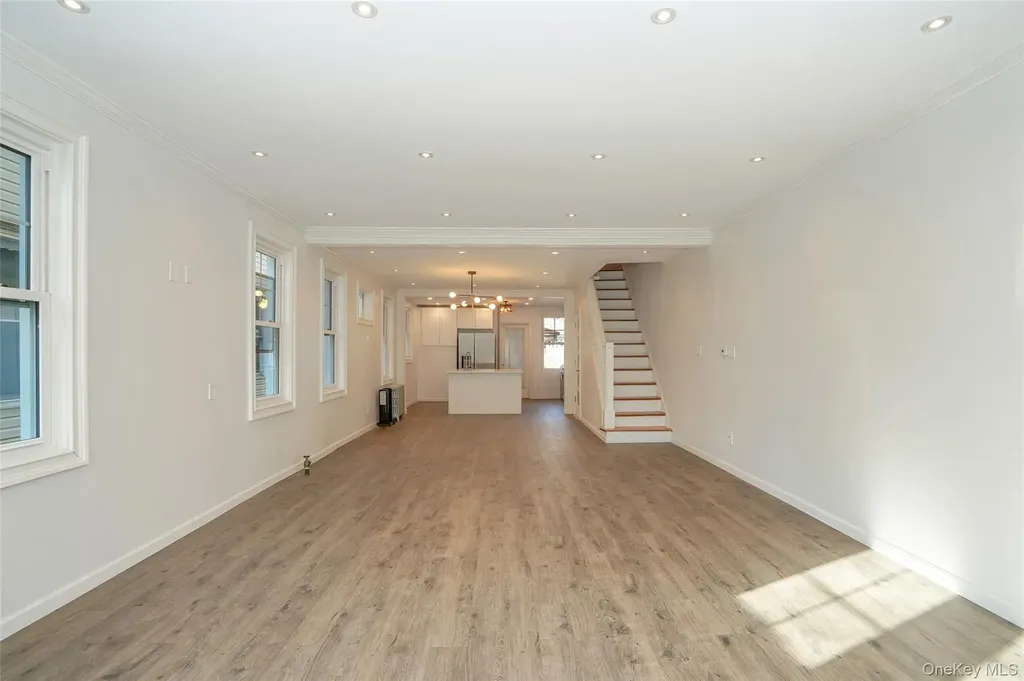 846 E 48th Street Brooklyn NY 11203