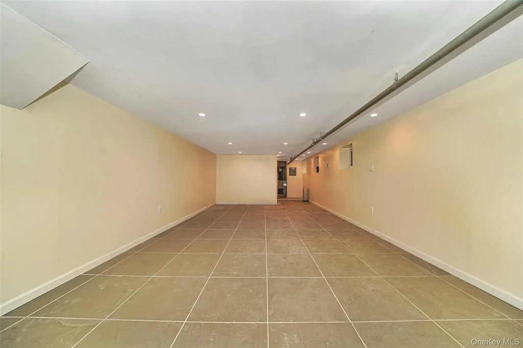 846 E 48th Street Brooklyn NY 11203