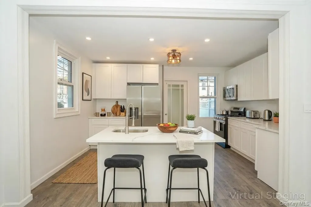 846 E 48th Street Brooklyn NY 11203