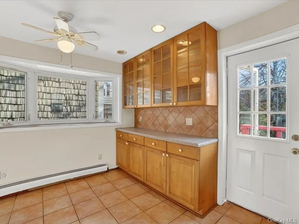 2894 Wellman Avenue Bronx NY 10461