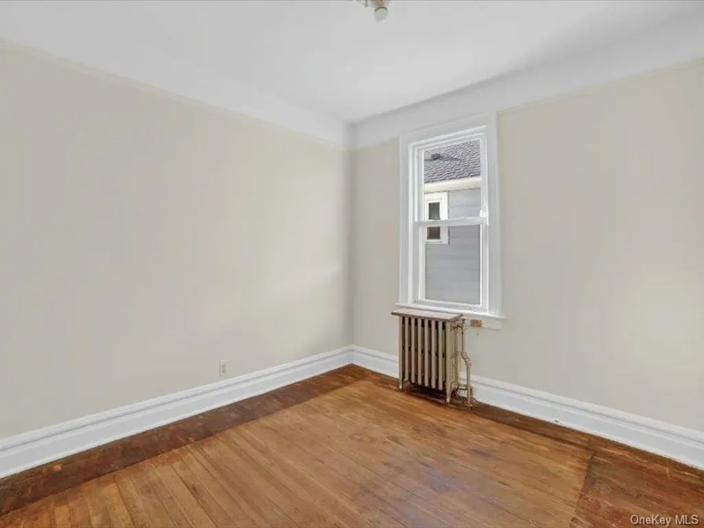 2894 Wellman Avenue Bronx NY 10461