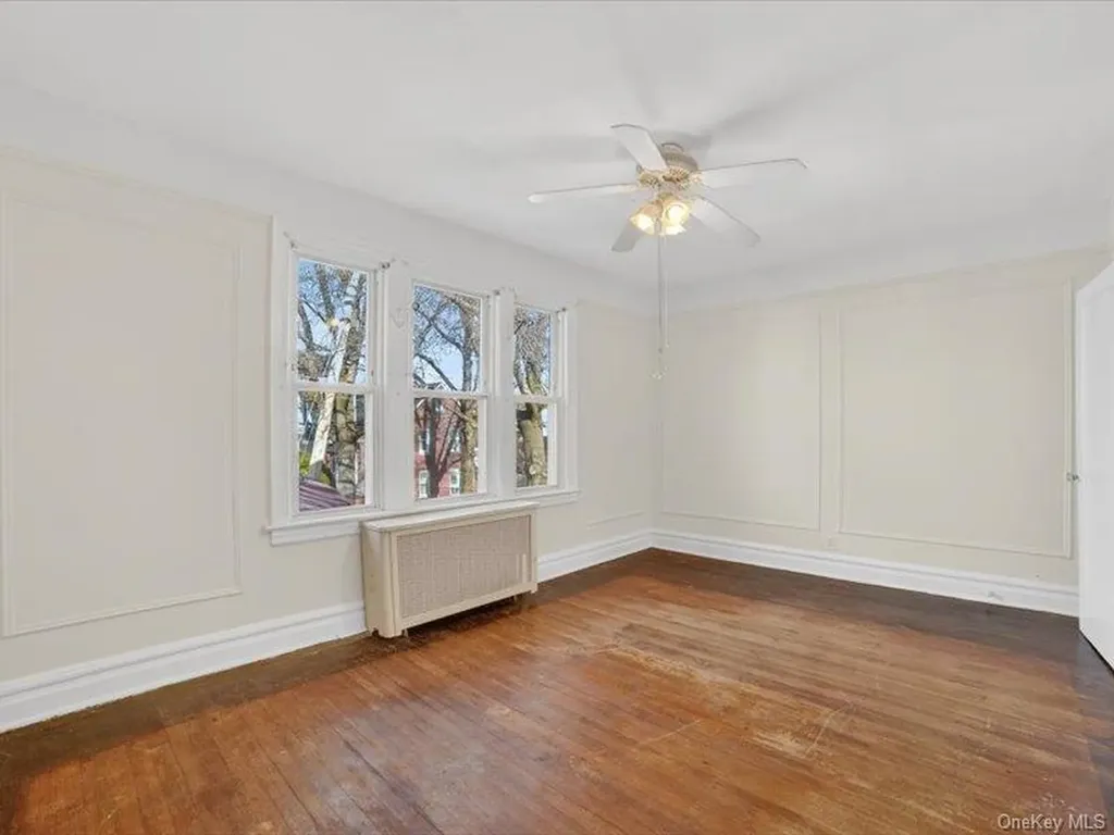 2894 Wellman Avenue Bronx NY 10461