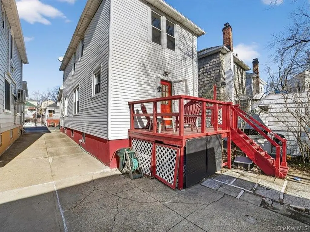 2894 Wellman Avenue Bronx NY 10461