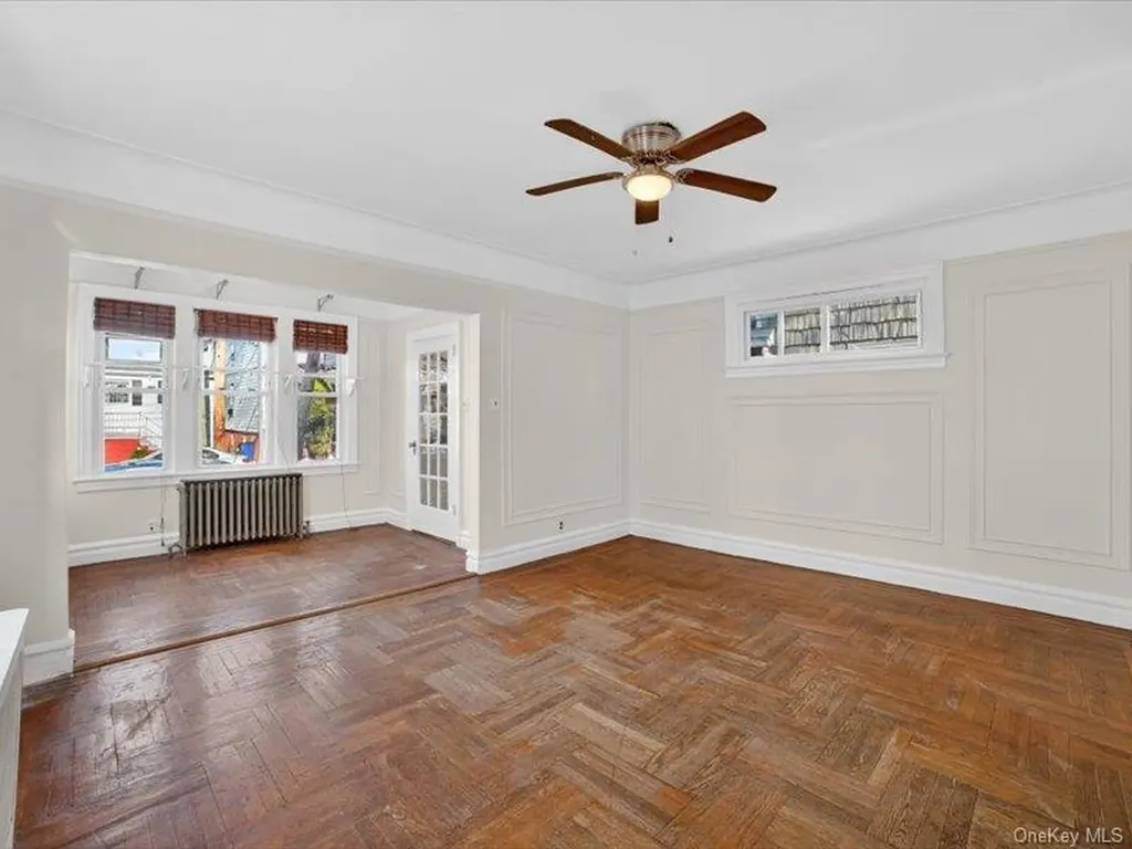 2894 Wellman Avenue Bronx NY 10461